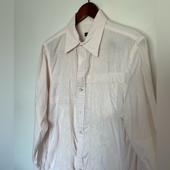 Club monaco embroidereid buttons down light pink shirt size medium - Picture 4 of 8